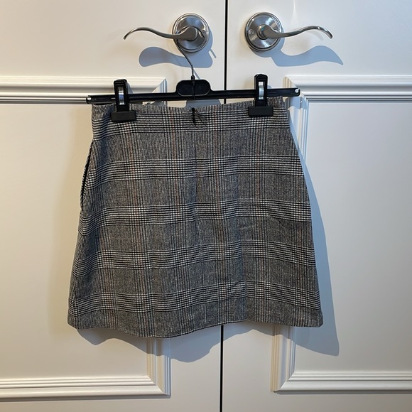 Aritzia Plaid Mini Skirt - Picture 2 of 2